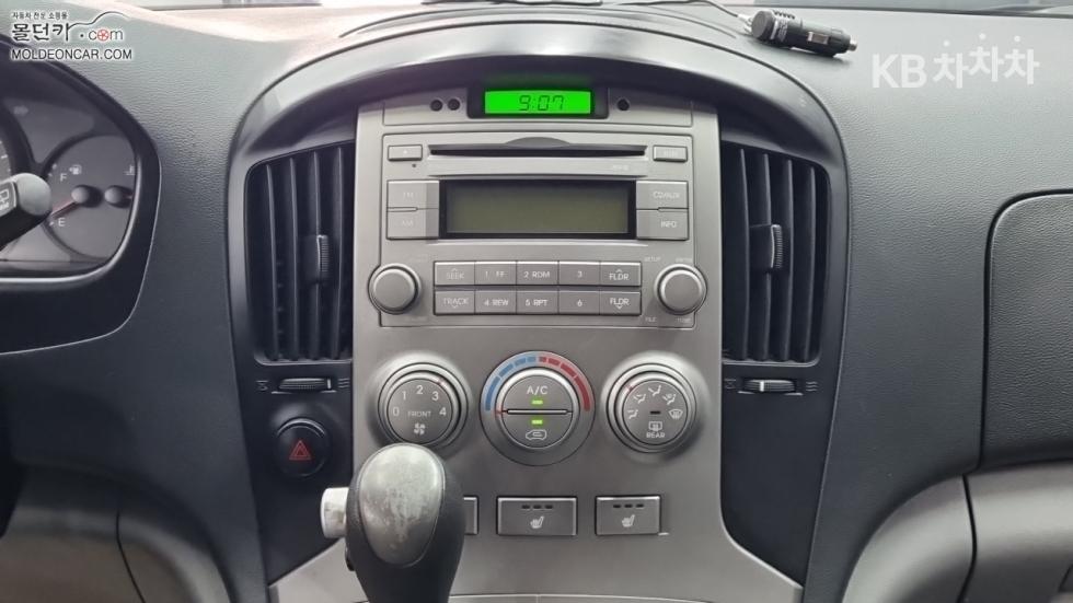Hyundai Starex — miniaturë 12
