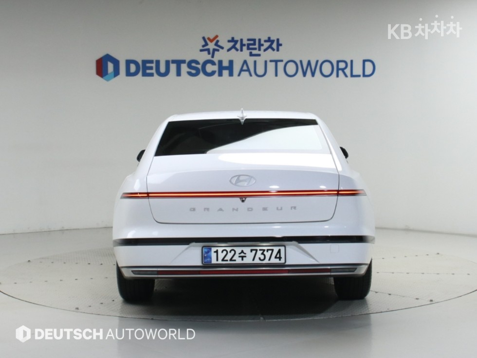 Hyundai Grandeur Premium — фото 4