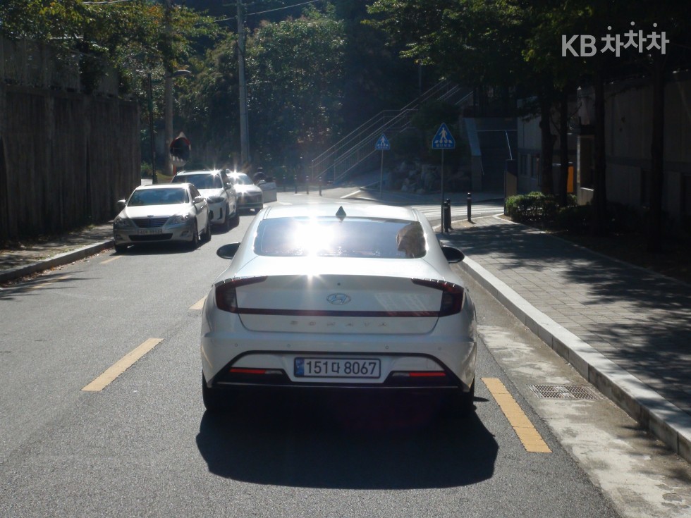 Hyundai Sonata Premium — фото 3