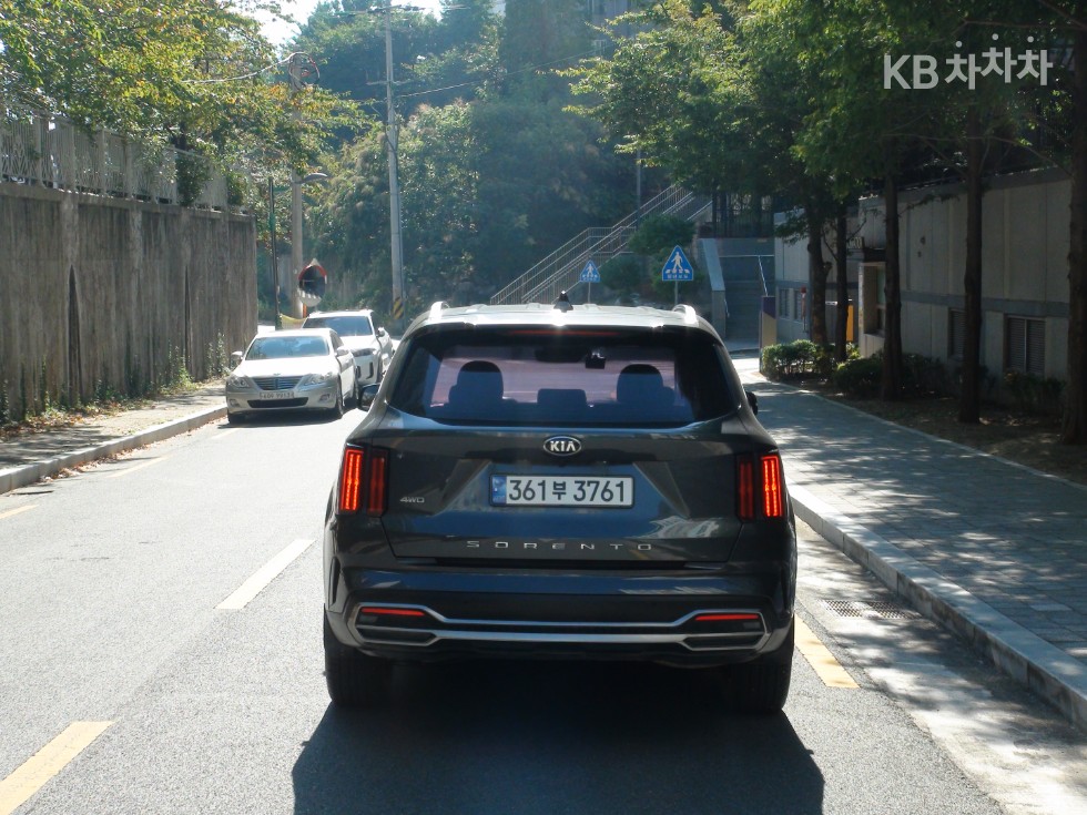 Kia Sorento PRESTIGE — фото 3
