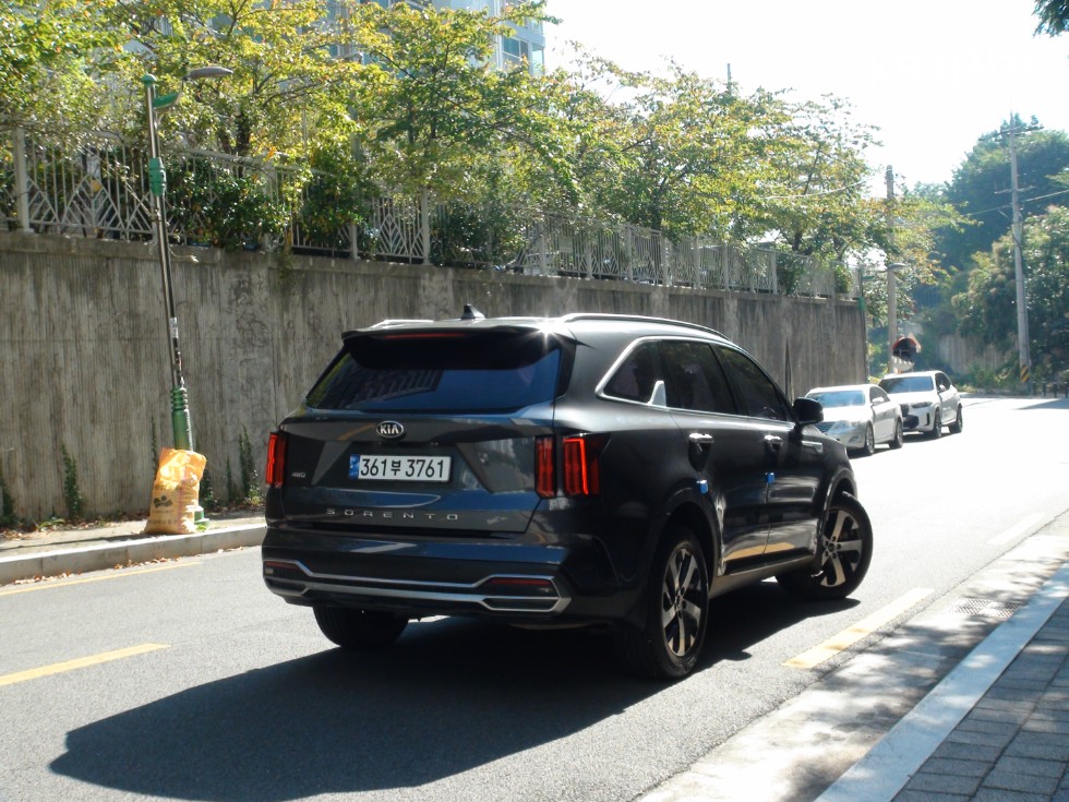 Kia Sorento PRESTIGE — фото 4