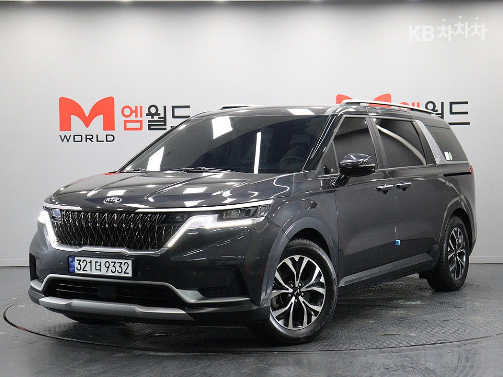 Kia Carnival PRESTIGE — фото 1