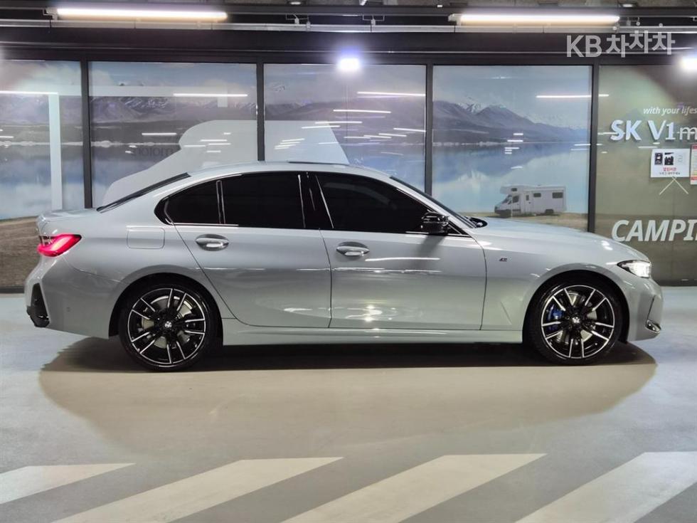 BMW 3 Series BASE MODEL — фото 3