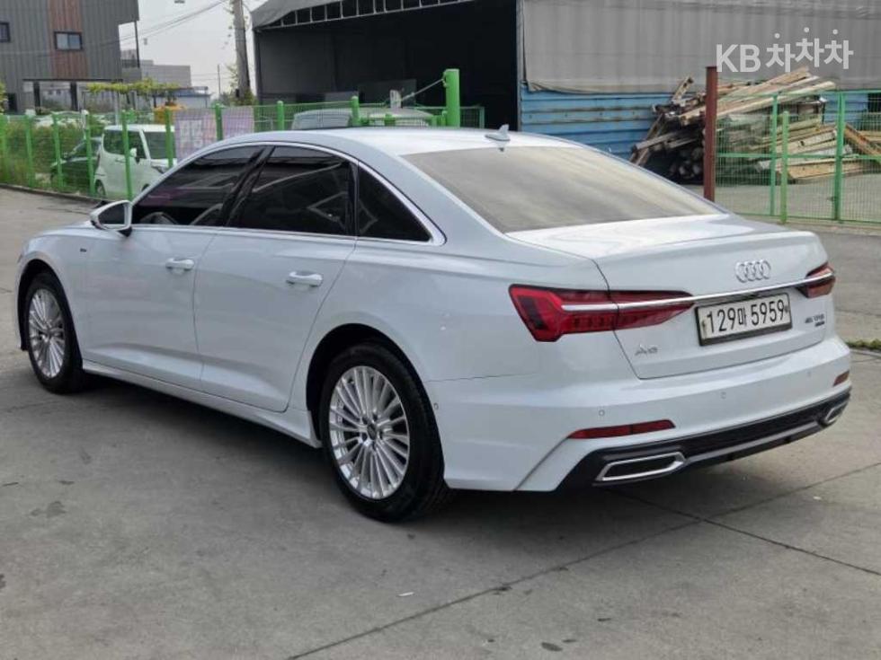 Audi A6 Premium — фото 3
