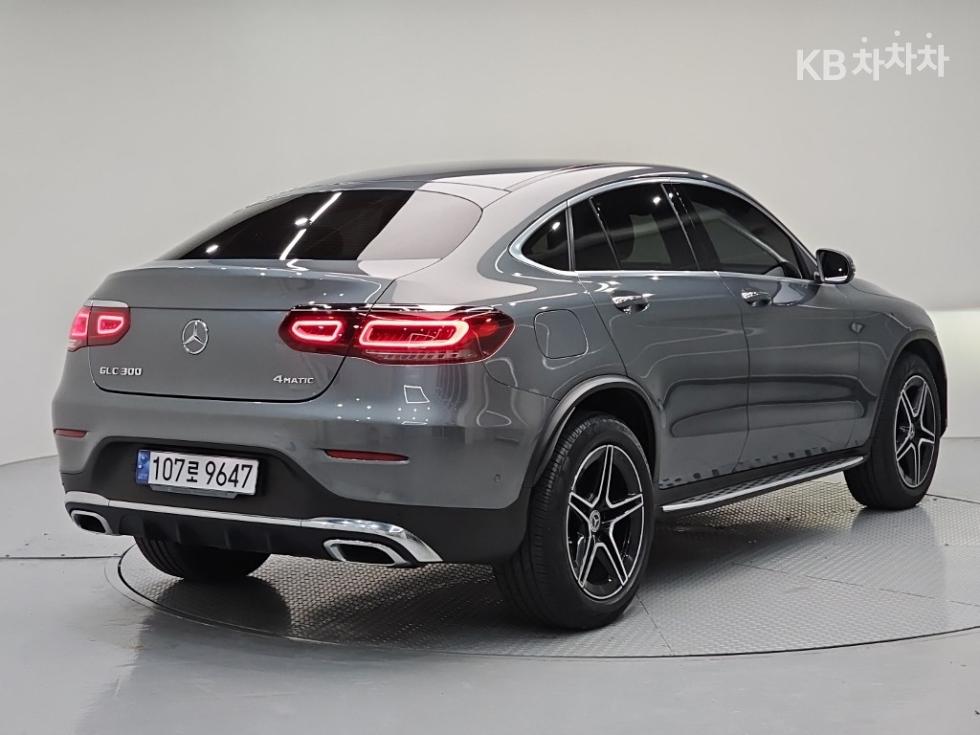 Mercedes-Benz GLC-Class BASE MODEL — фото 4