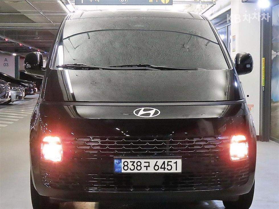 Hyundai Staria — фото 2