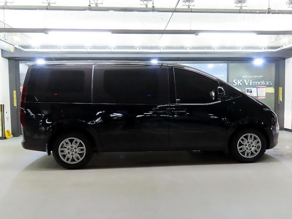 Hyundai Staria — фото 3
