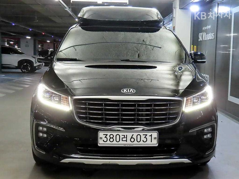 Kia Carnival PRESTIGE — фото 2