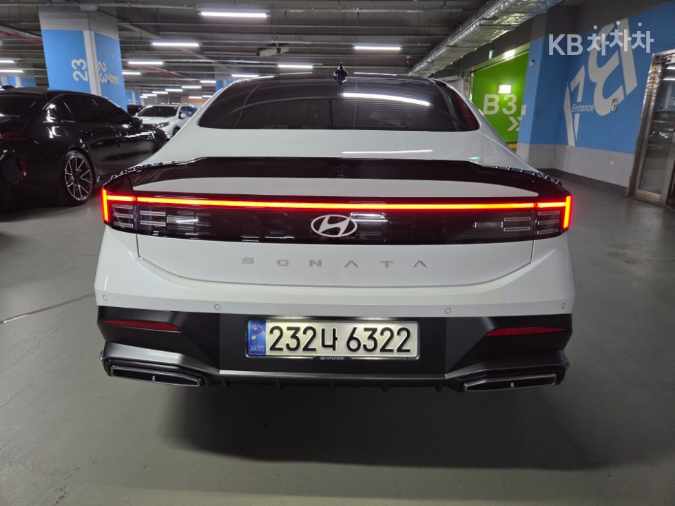 Hyundai Sonata BASE MODEL — фото 3