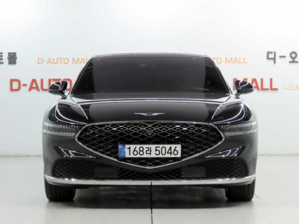 Genesis G90 BASE MODEL — фото 2