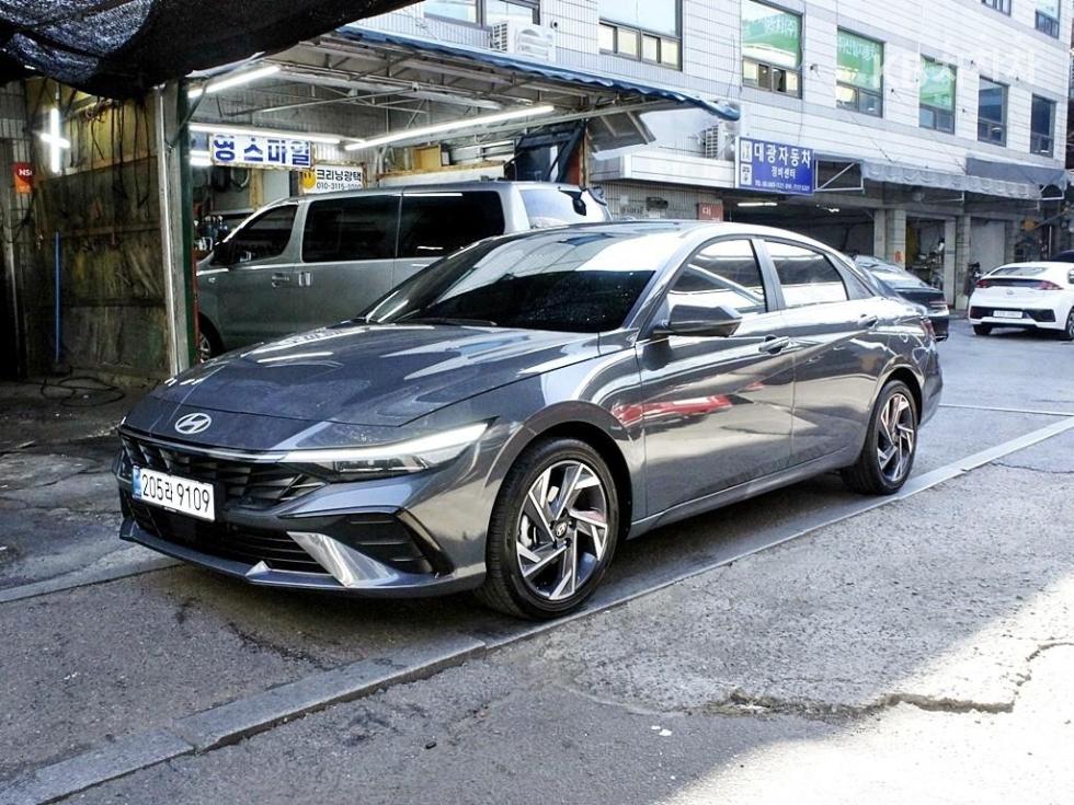 Hyundai Avante INSPIRATION — фото 2