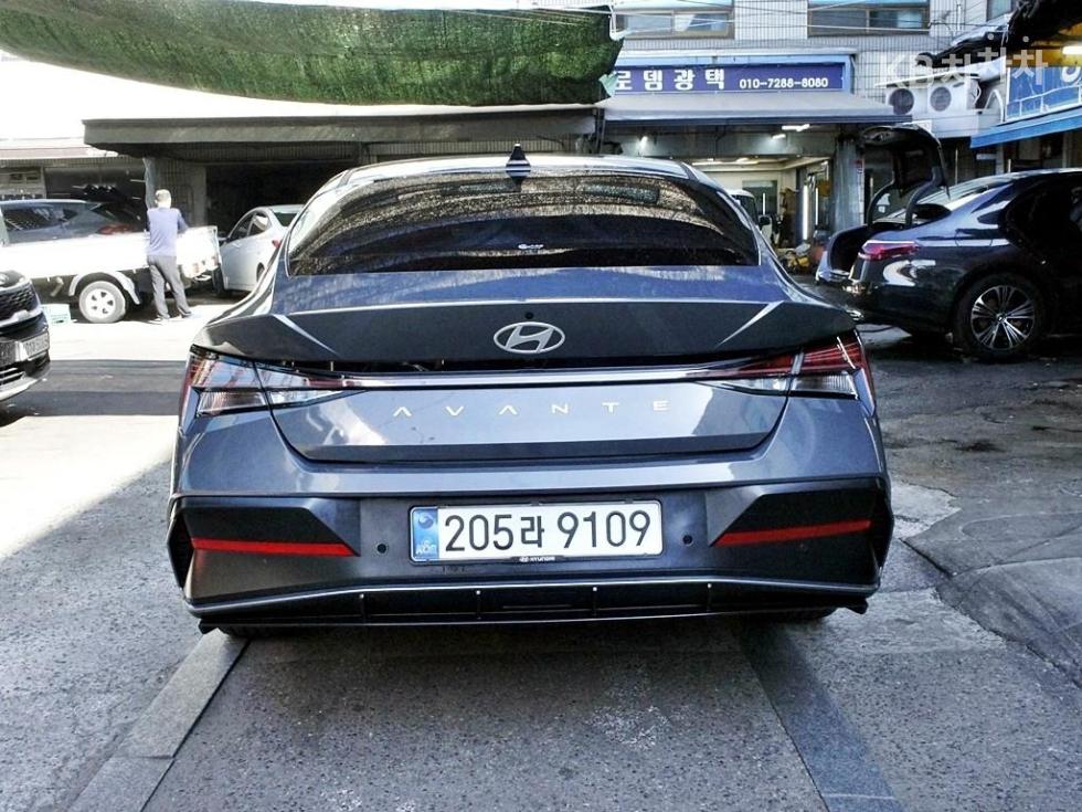 Hyundai Avante INSPIRATION — фото 3