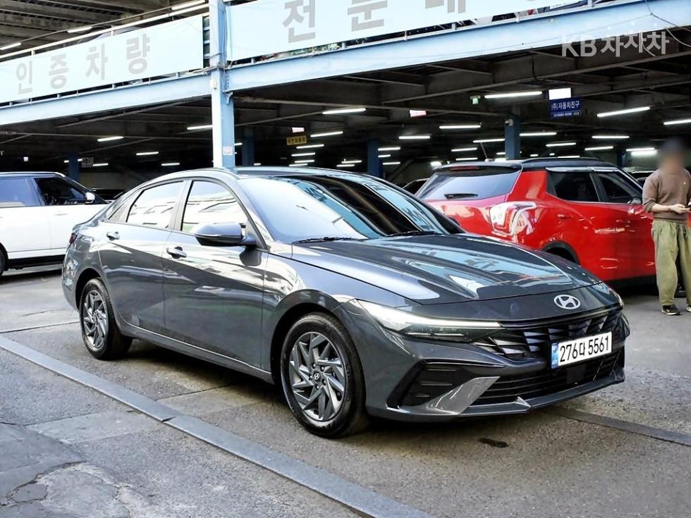 Hyundai Avante — фото 2
