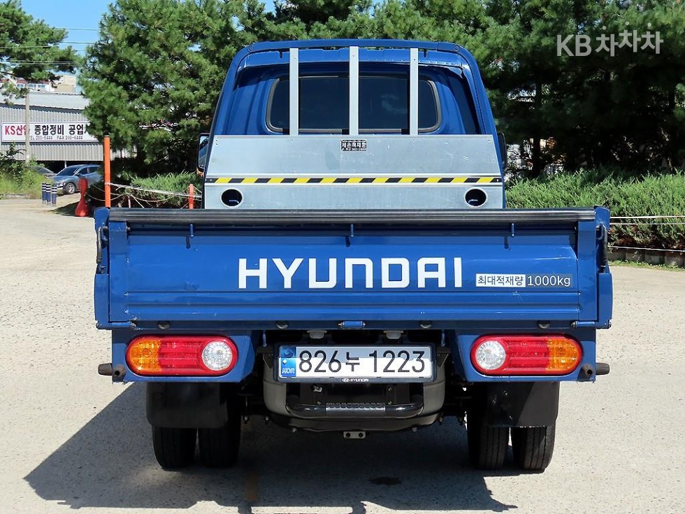 Hyundai Premium — фото 4