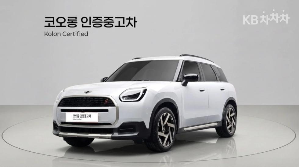 Mini Countryman BASE MODEL — фото 1