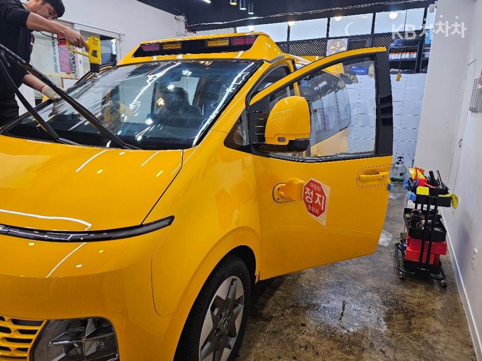 Hyundai Staria — miniaturë 8