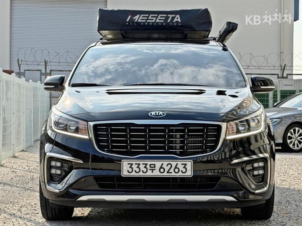 Kia Carnival PRESTIGE — фото 1