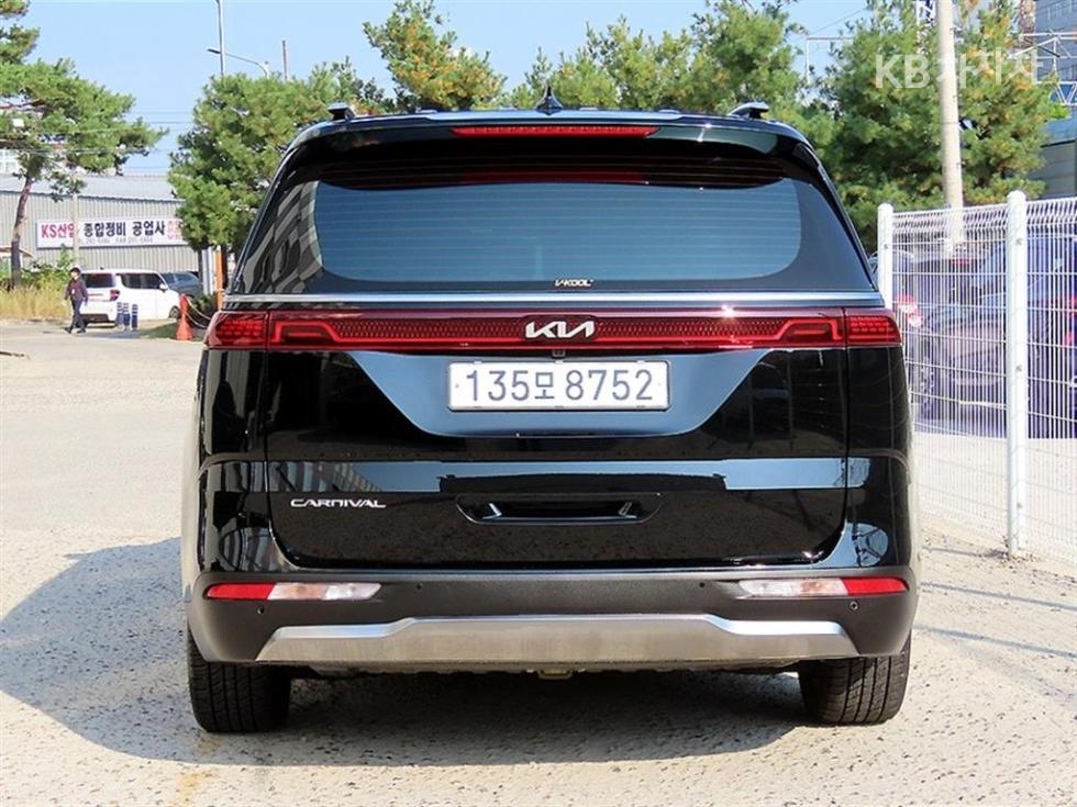 Kia Carnival SIGNATURE — фото 4