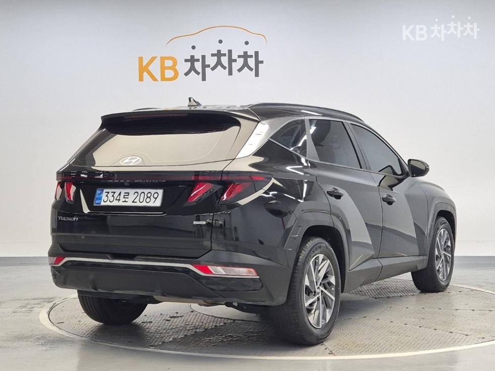Hyundai Premium — фото 3