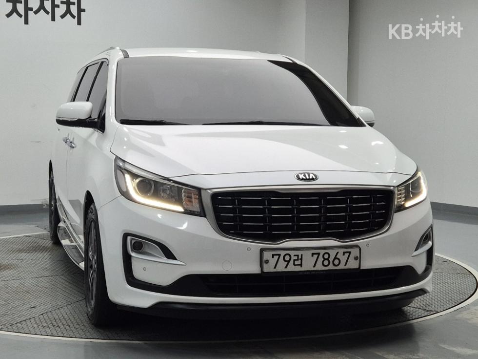 Kia Carnival PRESTIGE — фото 4