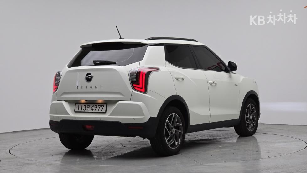 KG Mobility Tivoli BASE MODEL — фото 4