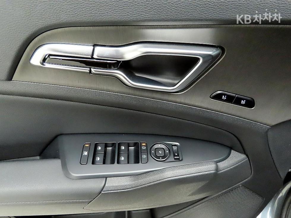 Kia Sportage — miniaturë 11