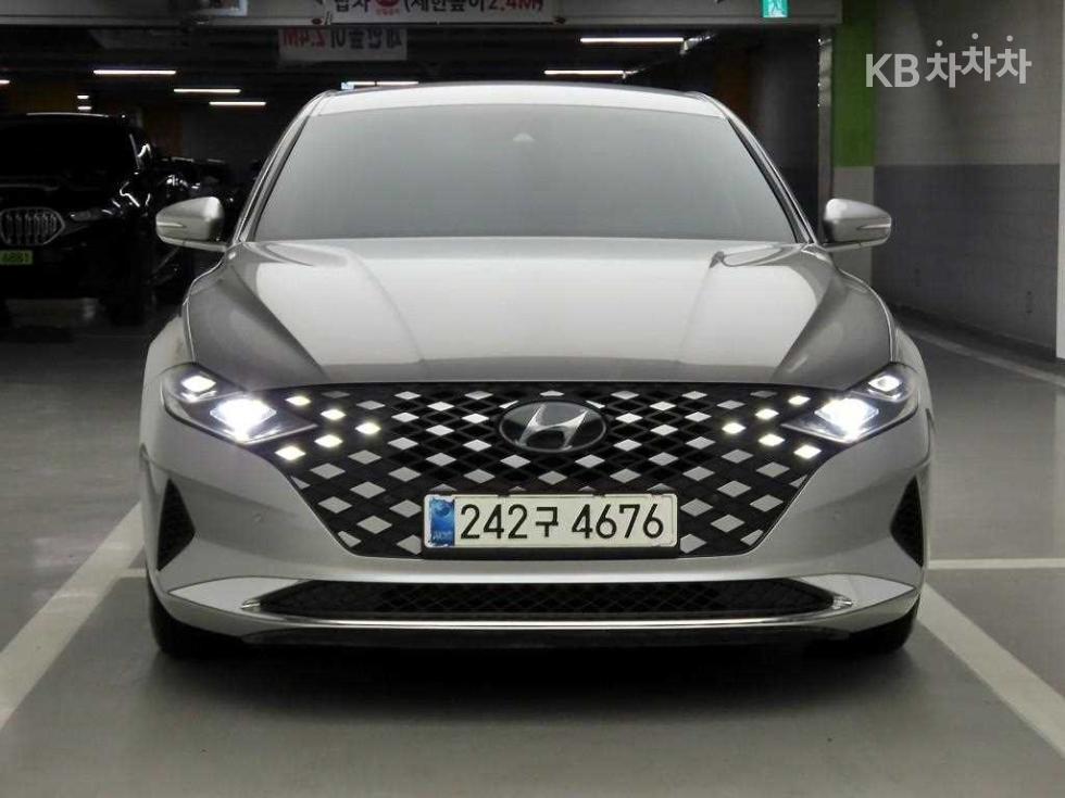 Hyundai Grandeur Premium — фото 2
