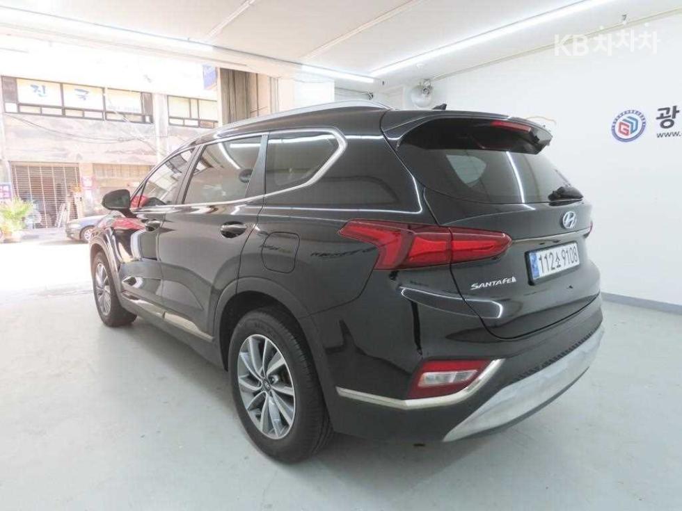 Hyundai Santa Fe EXCLUSIVE — фото 3