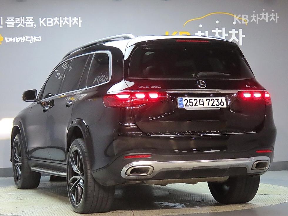 Mercedes-Benz GLS-Class BASE MODEL — фото 4