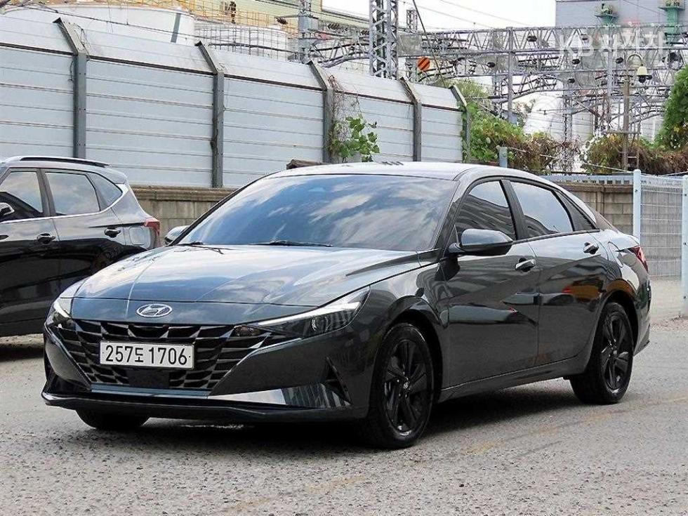 Hyundai Avante — фото 2