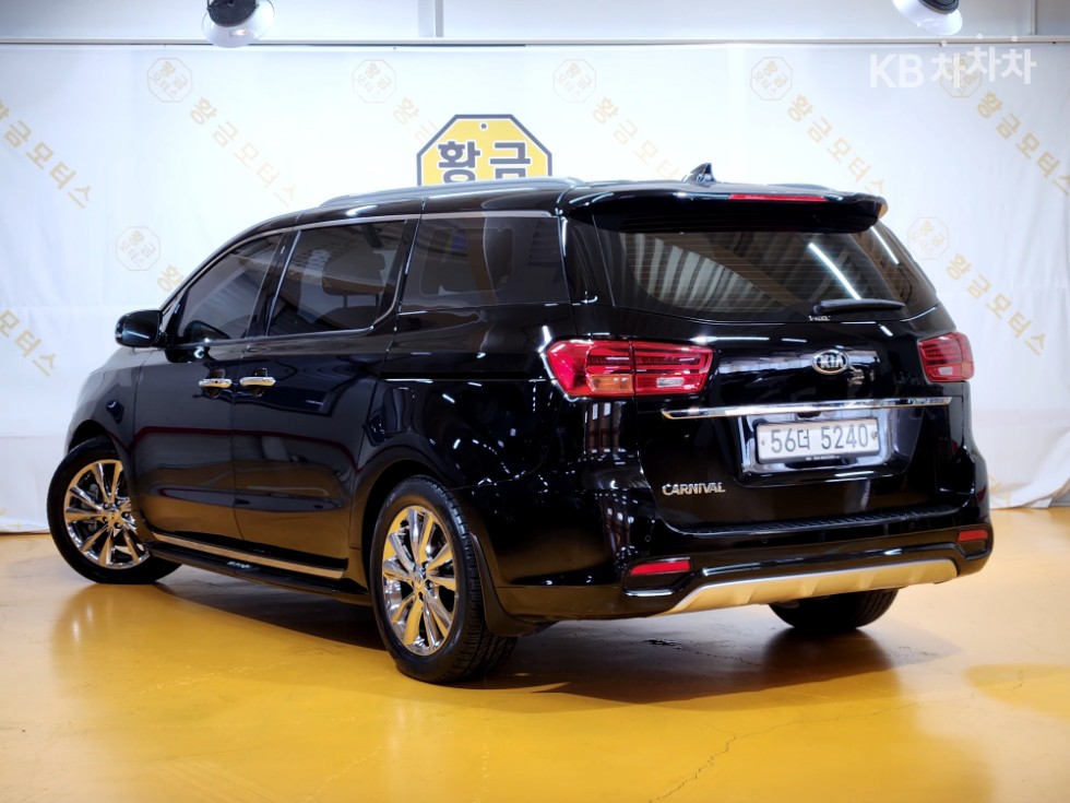 Kia Carnival PRESTIGE — фото 4