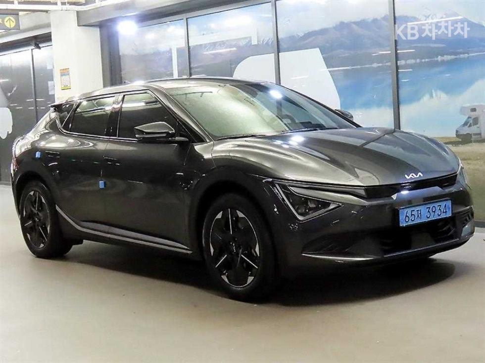 기아 더 2026년식 기아 더 뉴 EV6 스탠다드 2WD 라이트
