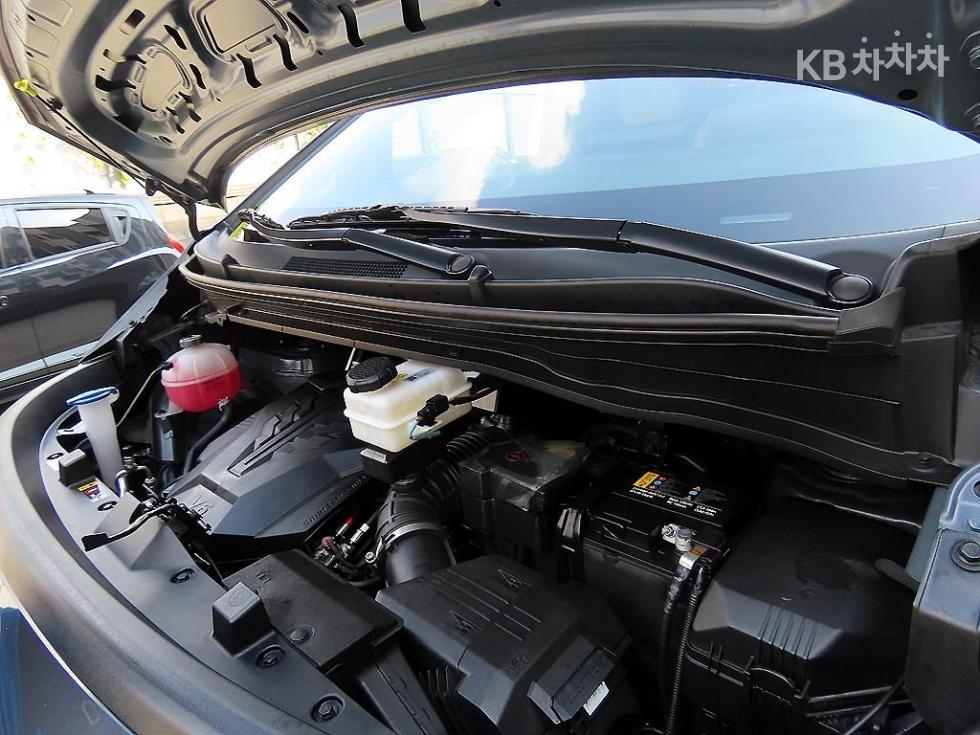 Hyundai Staria — miniaturë 19