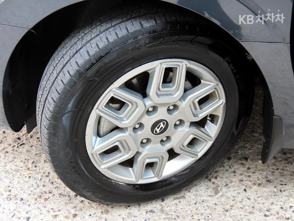 Hyundai Staria — miniaturë 20