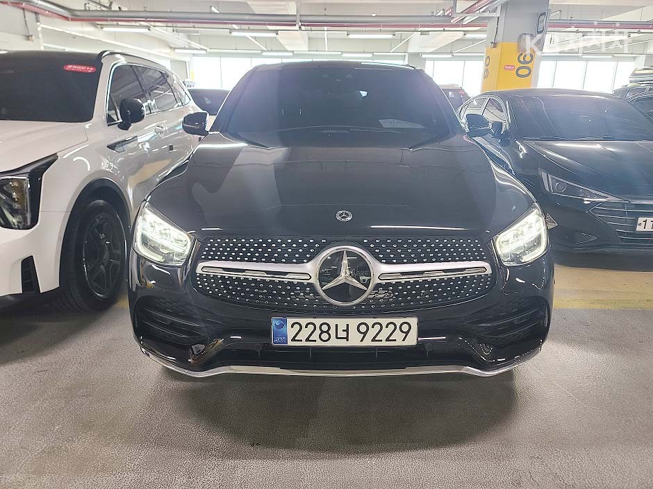 Mercedes-Benz GLC-Class BASE MODEL — фото 1