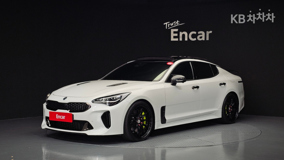 Kia Stinger Masters — фото 1