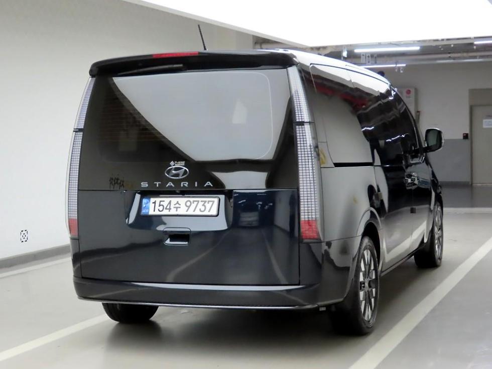 Hyundai Staria PRESTIGE — фото 4