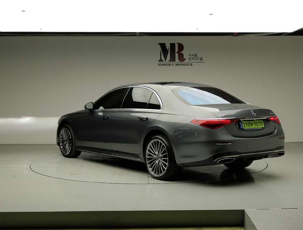 Mercedes-Benz S-Class BASE MODEL — фото 4
