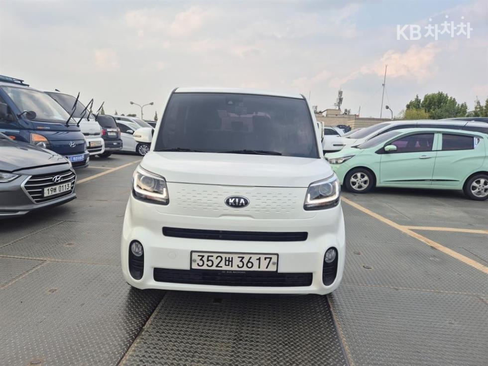 Kia SIGNATURE — фото 1