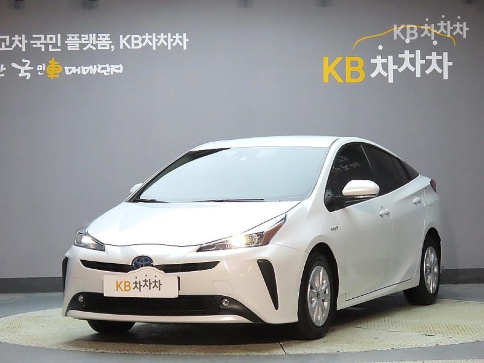 Toyota Prius BASE MODEL — фото 1