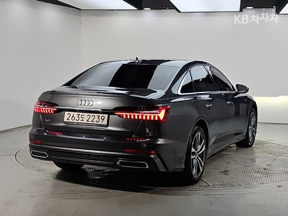 Audi A6 Premium — фото 4