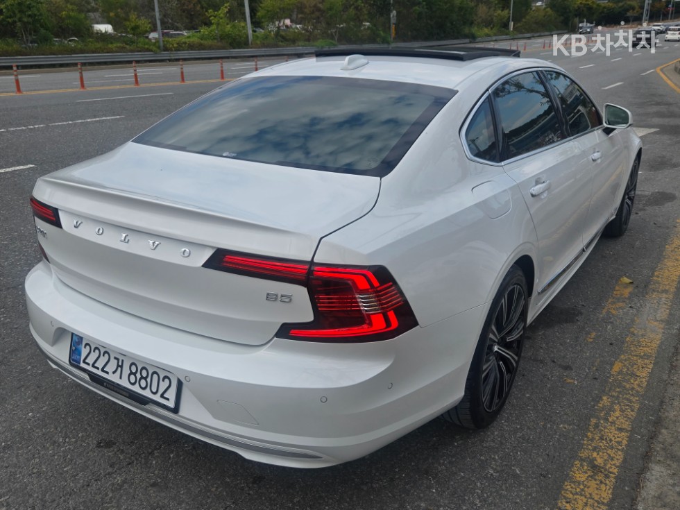 Volvo S90 — фото 3