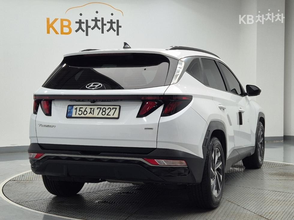 Hyundai Premium — фото 3