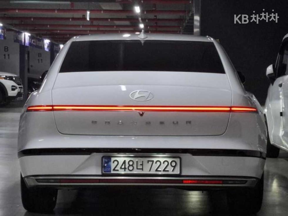 Hyundai Grandeur EXCLUSIVE — фото 4