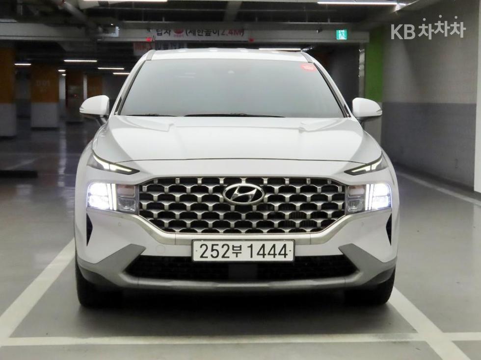 Hyundai Santa Fe EXCLUSIVE — фото 1
