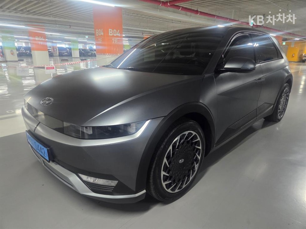 Hyundai IONIQ 5 EXCLUSIVE — фото 1