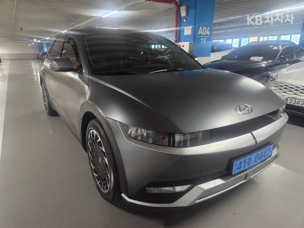 Hyundai IONIQ 5 EXCLUSIVE — фото 2