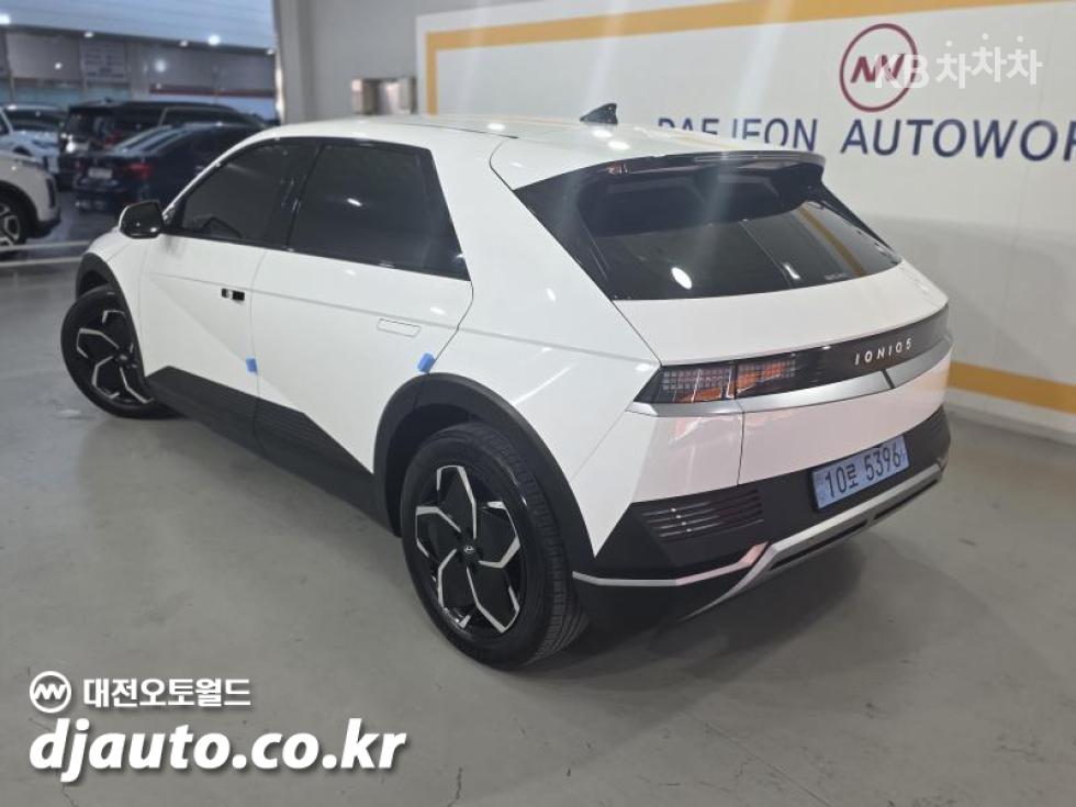 Hyundai IONIQ 5 EXCLUSIVE — фото 4