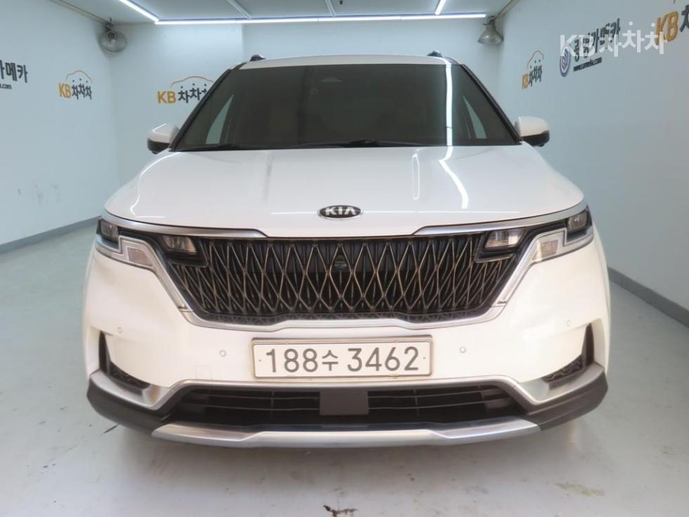 Kia Carnival SIGNATURE — фото 1