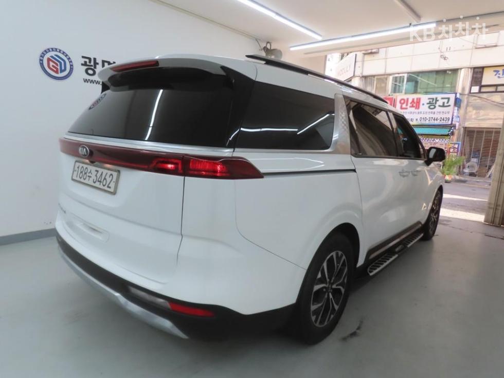 Kia Carnival SIGNATURE — фото 4